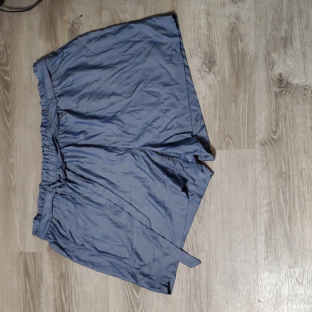 Torrid Paperbag Shorts 3X NWT